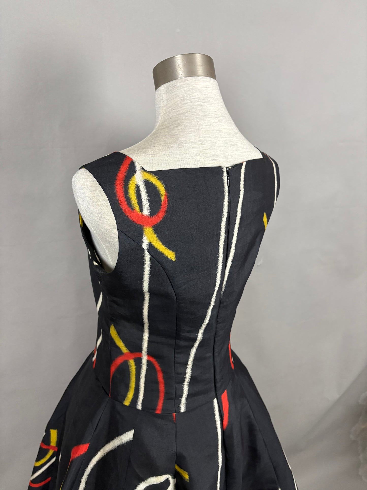 【アンティーク着物】リトルブラック銘仙ドレス