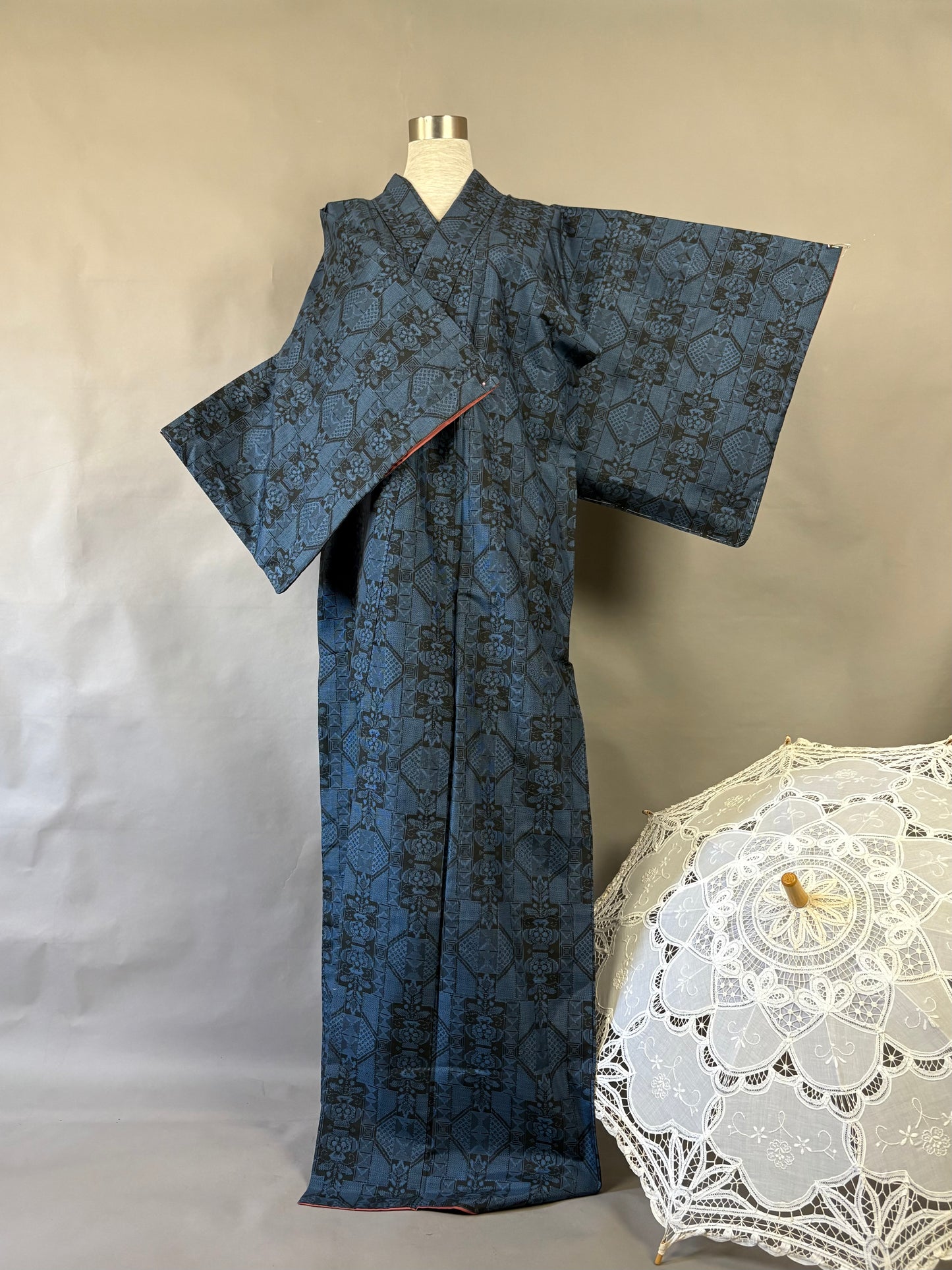 【大島紬】大島紬フリルAラインドレス