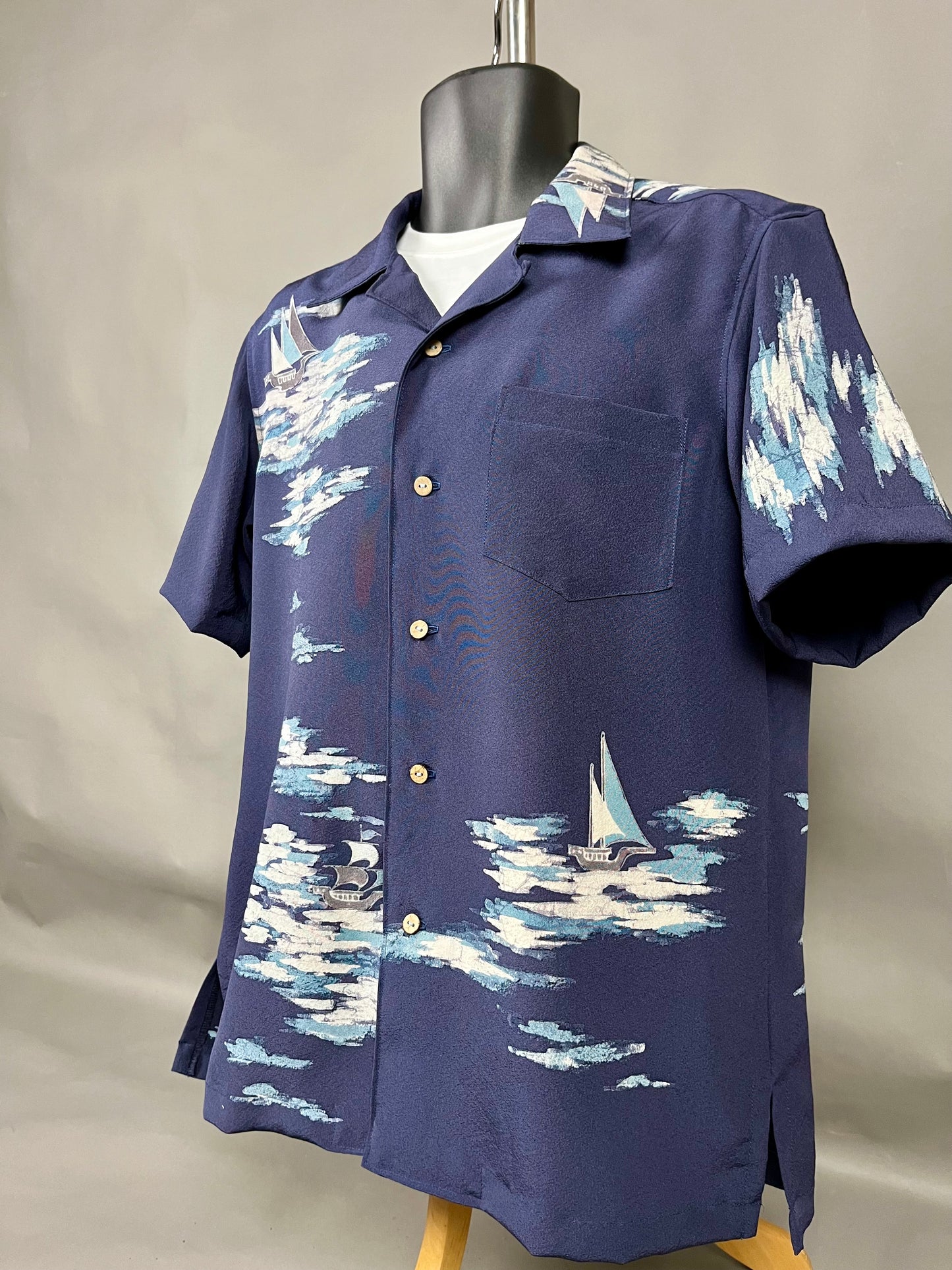 "Shiroai no cho" Remade Aloha Shirt