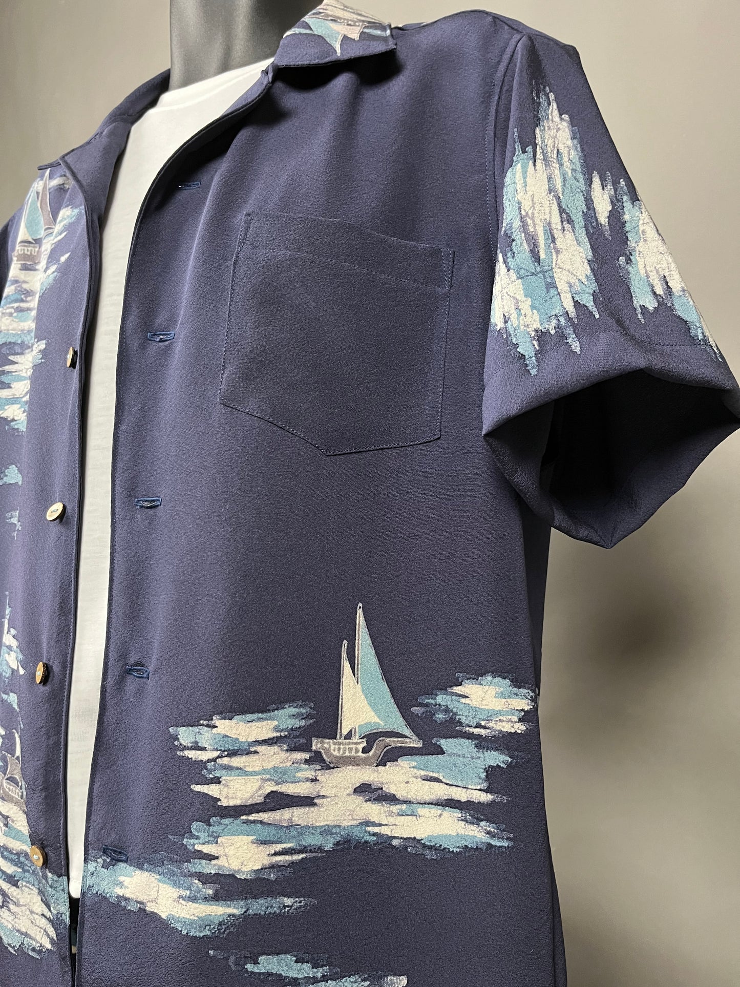 "Shiroai no cho" Remade Aloha Shirt