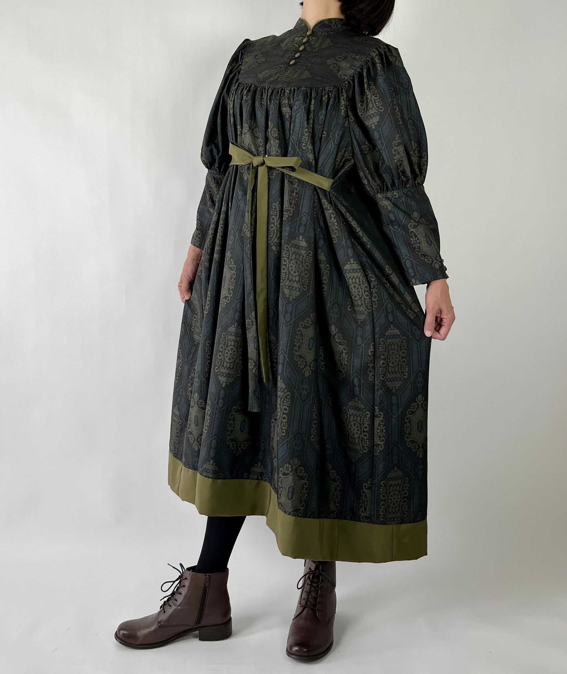 大島紬】着物リメイク「アンティークリボンワンピースドレス」 – JAPON 大島紬】着物リメイク「アンティークリボンワンピースドレス」 – JAPON